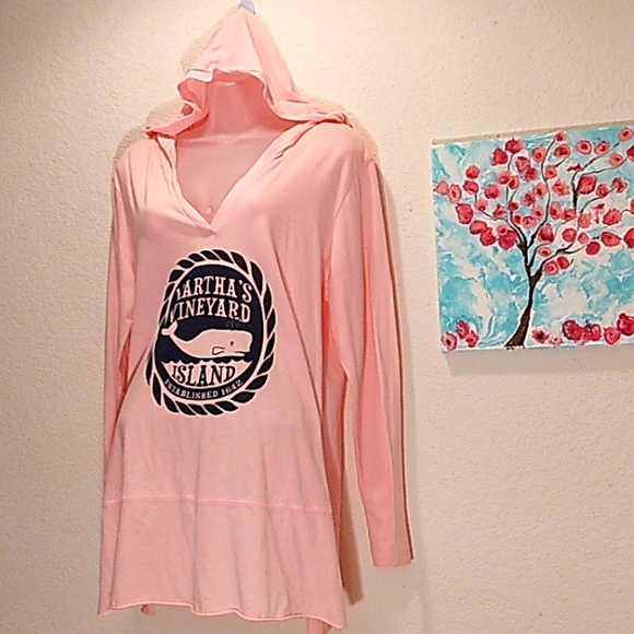 SALE! NWOT! MARTHA'S VINEYARD LIGHTWEIGHT V NECK HOODIE! - Picture 3 of 7